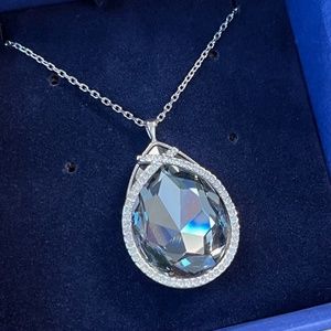 Swarovski Sage Pendant